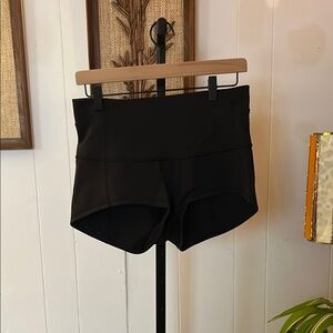 Lululemon Athletica Black HR Shorts